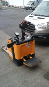 HYUNDAI 20EPR Powered Pallet Truck