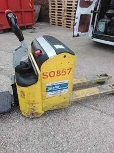 Used HYUNDAI 22EP6-7N Powered Pallet Truck