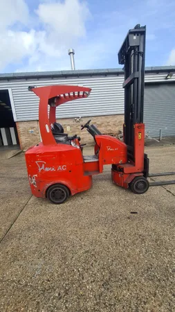 NARROW AISLE FLEXI G4 Articulated Forklift