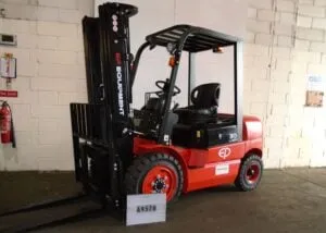 EP EFL 302 Electric Forklift