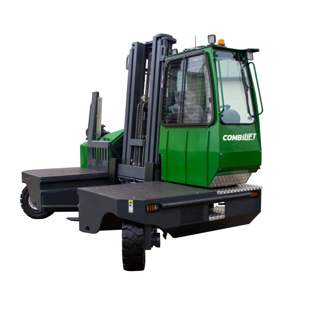 Combilift_SL-67 Combilift SL side loader carrying long loads